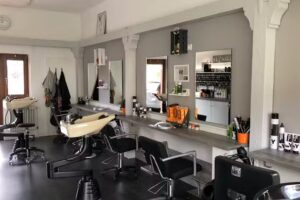 Haartreff Iris &ndash; Inh. Iris Schindler &ndash; Friseur& Nagelstudio& Italienischer Mode in Karlsruhe/Neureut