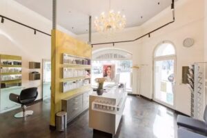 Haartreffpunkt – LA BIOSTHETIQUE Friseur