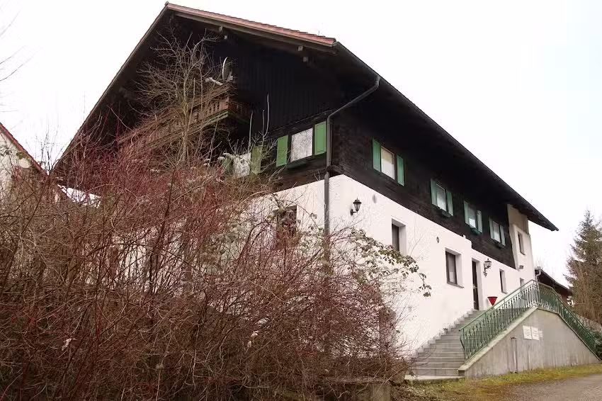 Haarwerk am Kraftwerk by Sabrina