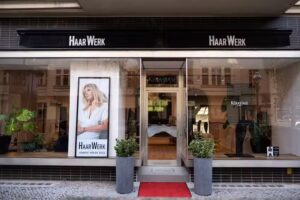 Haarwerk by Cenk Auth