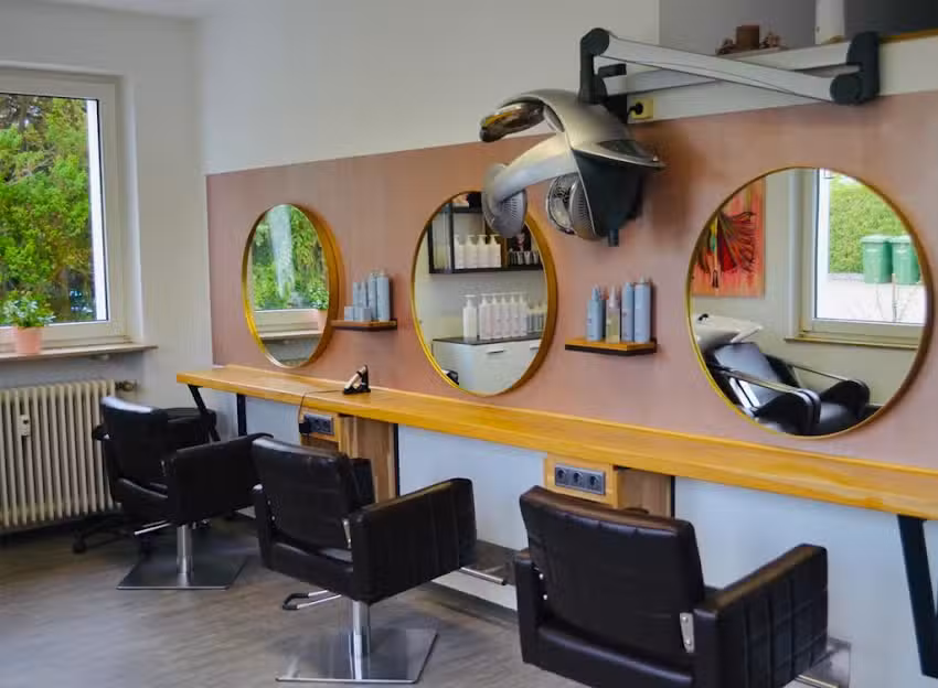 HAARWERK Schwarzenbruck &ndash; Franziska Shala