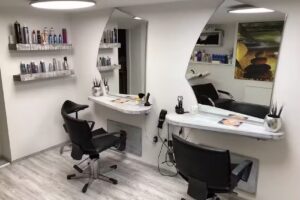 Hair & Beauty by Nicole