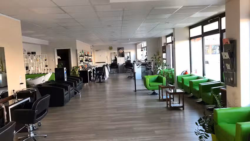 Hair & Beauty &ndash; Damen- und Herrenfriseur