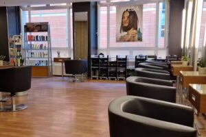 Hair by Hentschel Leipzig