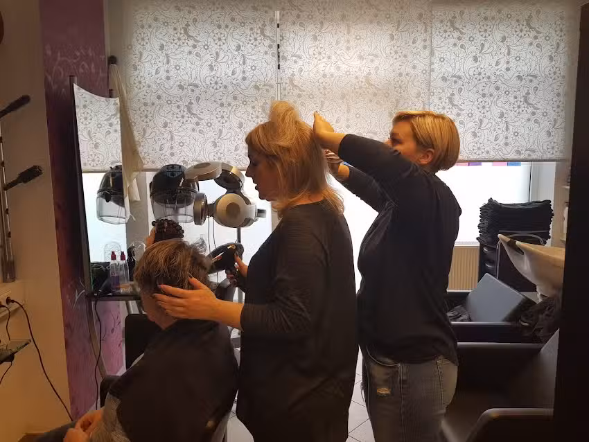 Hair by Lilli