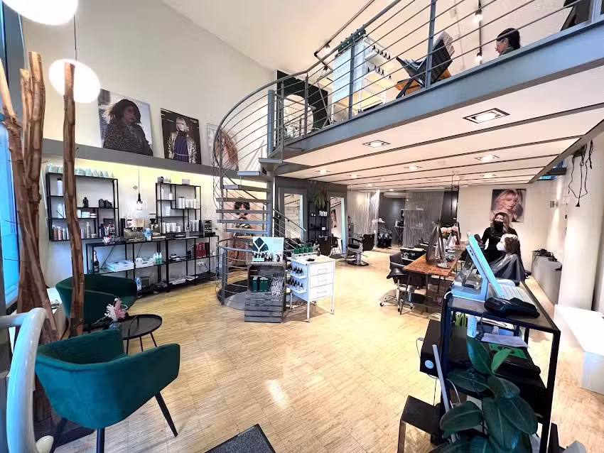 Hair Lounge Koşar