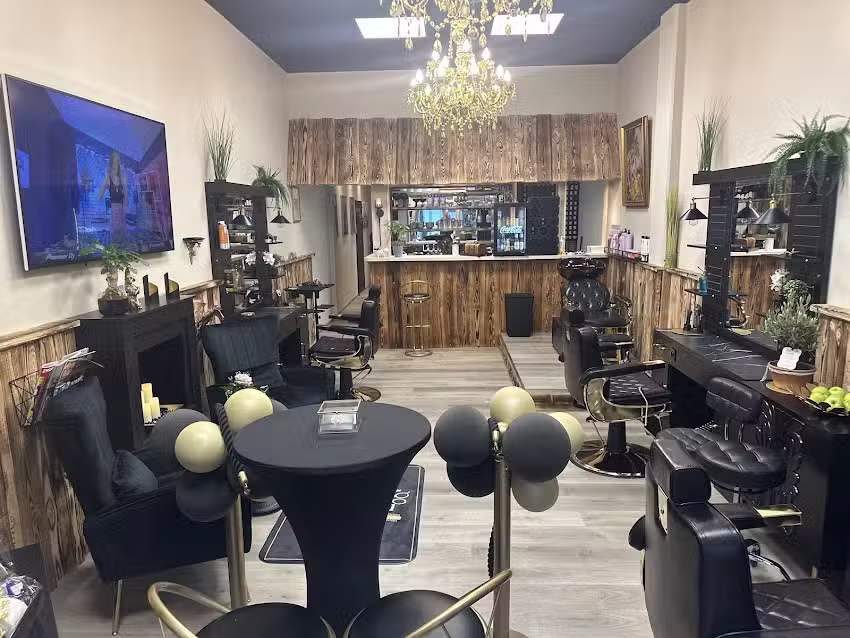 Hair&More Friseur&Piercing