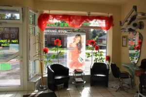 Hair & Nail Styling Daya