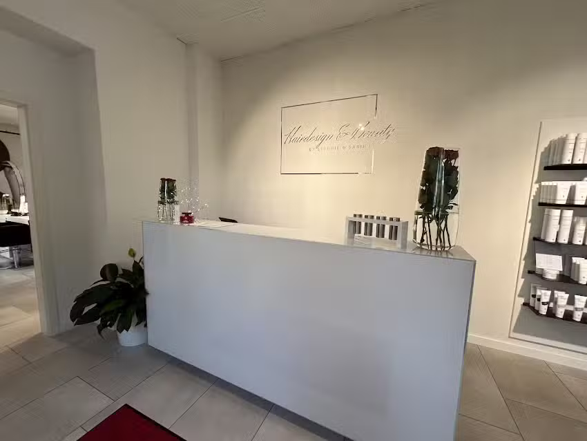 Hairdesign & Beauty by Stephie & Sabina