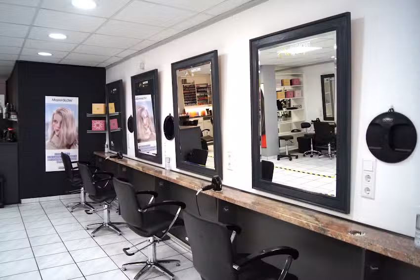 Hairform By Nilg&uuml;n &ndash; Friseur in Essen