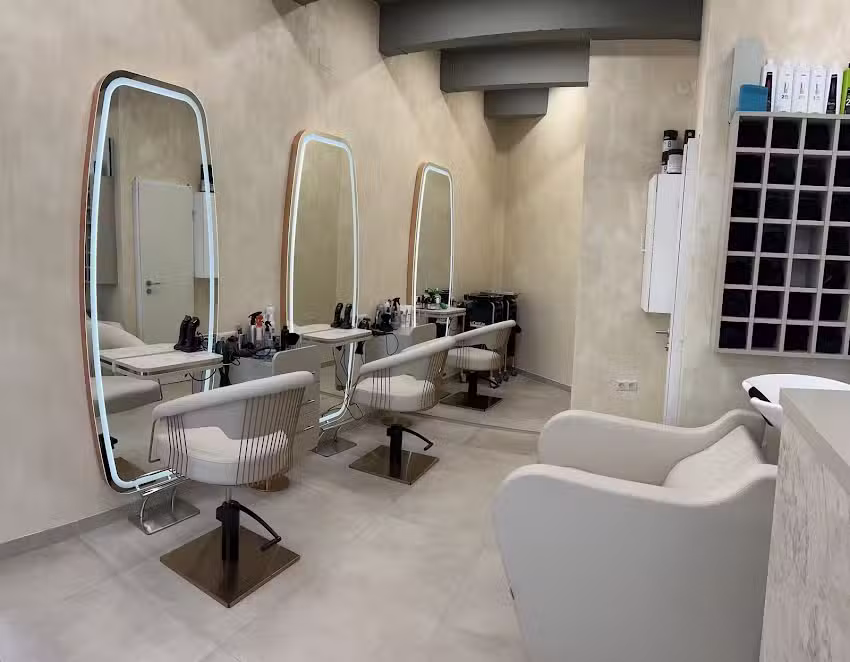 HairHouse 331