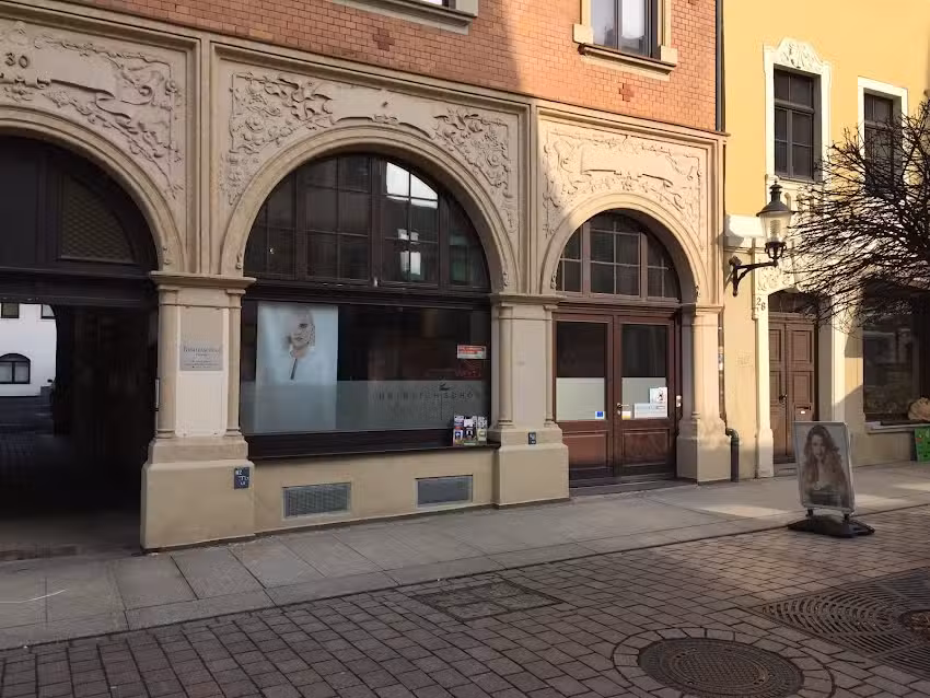 Hairlich Sch&ouml;n Friseur