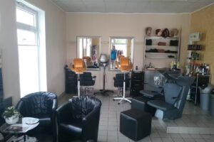 hairline styling & more Inh.: Friseurmeisterin Ute Grasedieck