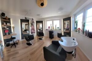 Hairroom by Sandra
