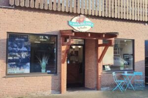 Hairsaloon by Nadine