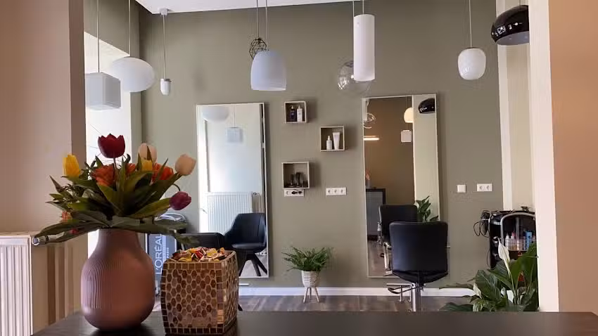 HAIRSTYLE by Natalja Wagner