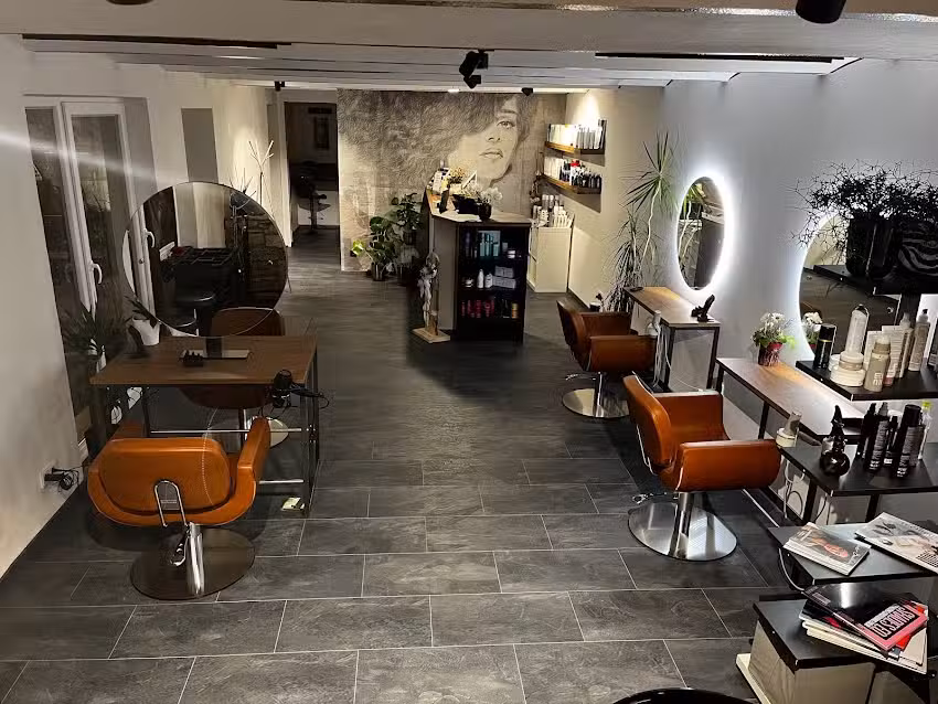 Hairstyle Lounge