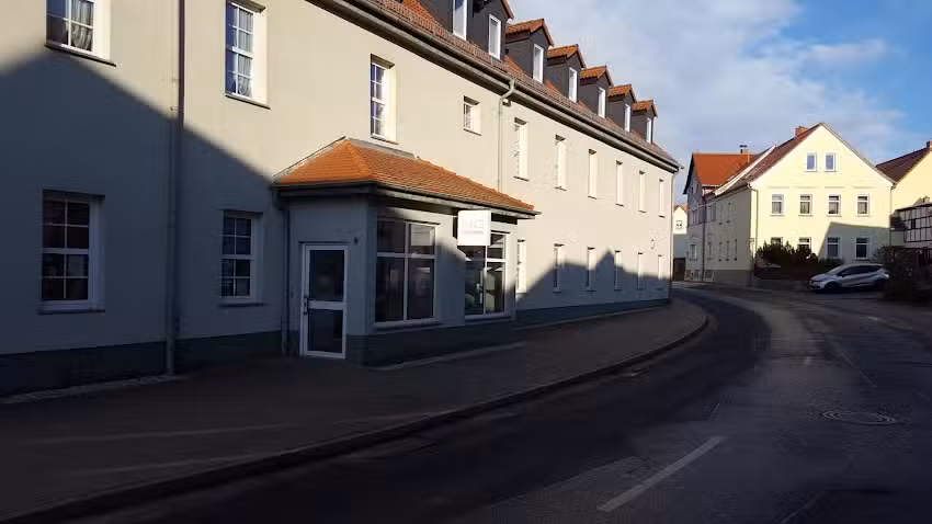 Hairstyle Nicole Gubba