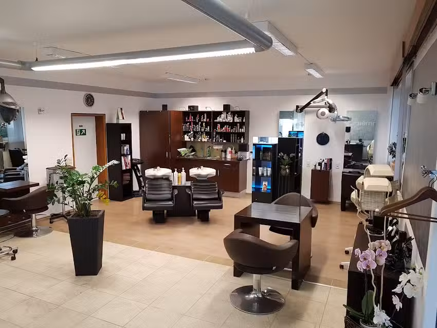 Hairstyling Nadine Inhaberin Nadine Costa Silva Morais