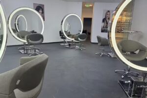 Hairzlich Friseursalon & Friseurbedarf
