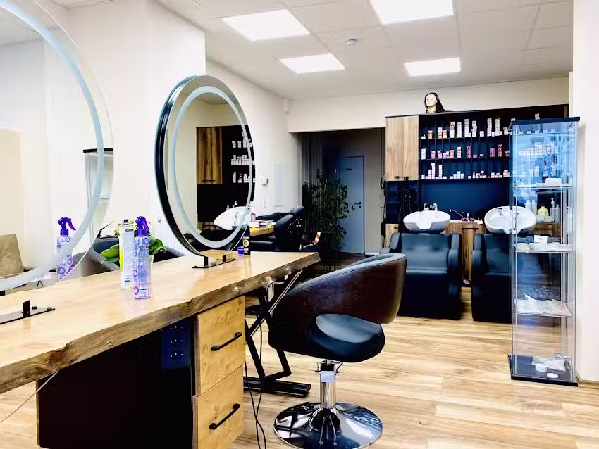 Hakan & Tugce Friseur & Kosmetiksalon