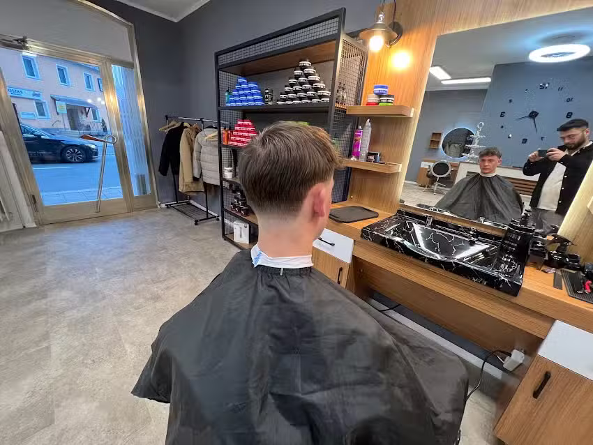 Hamid&lsquo;s Hair Empire