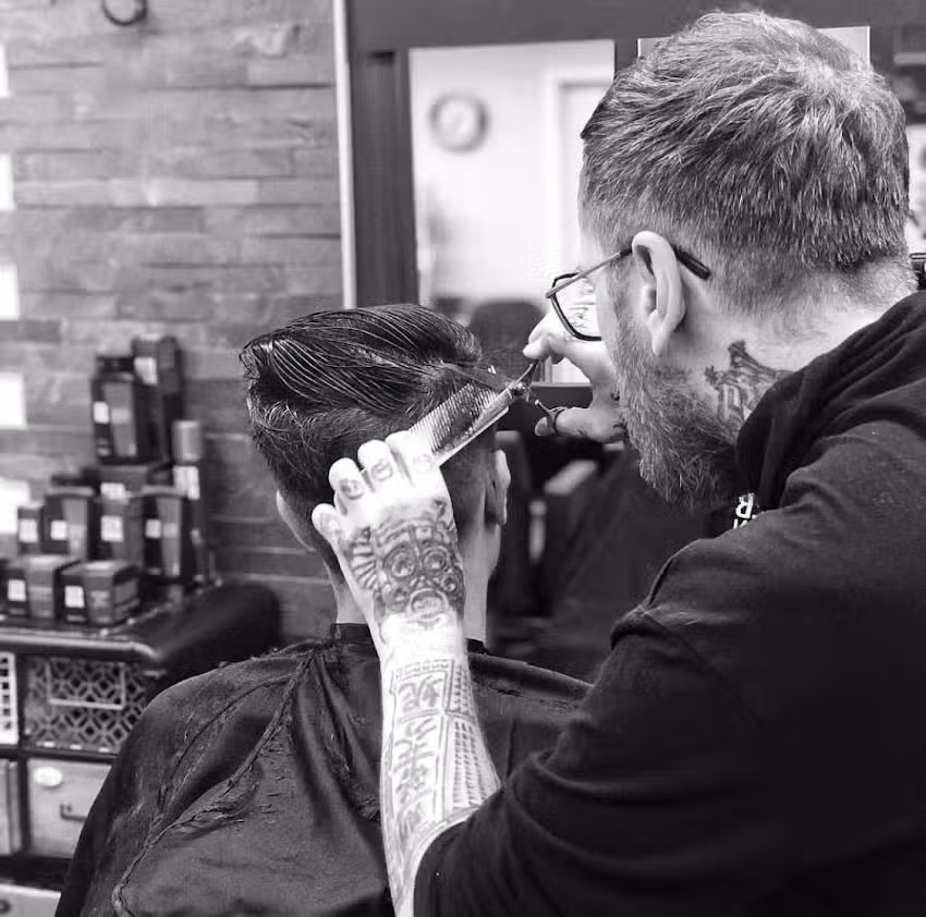 HEINEMANN & FRIENDS FRISEURE