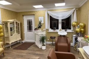 Hellmichs FriseurEngel Ihn. Nicole Hellmich