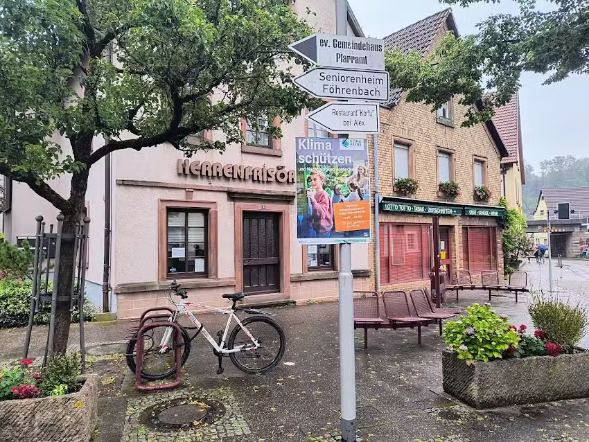 Herrenfris&ouml;r Doll