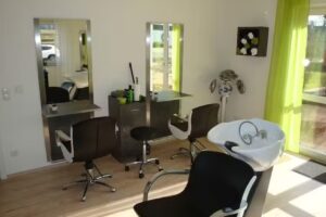 Hin & Hair Helga M&uuml;ller