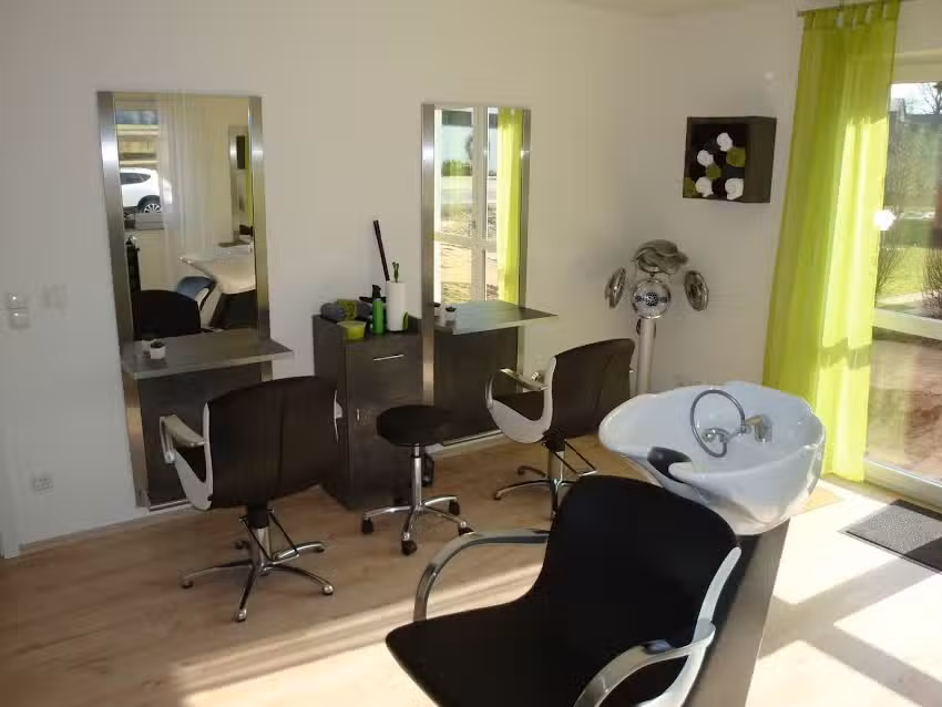 Hin & Hair Helga M&uuml;ller