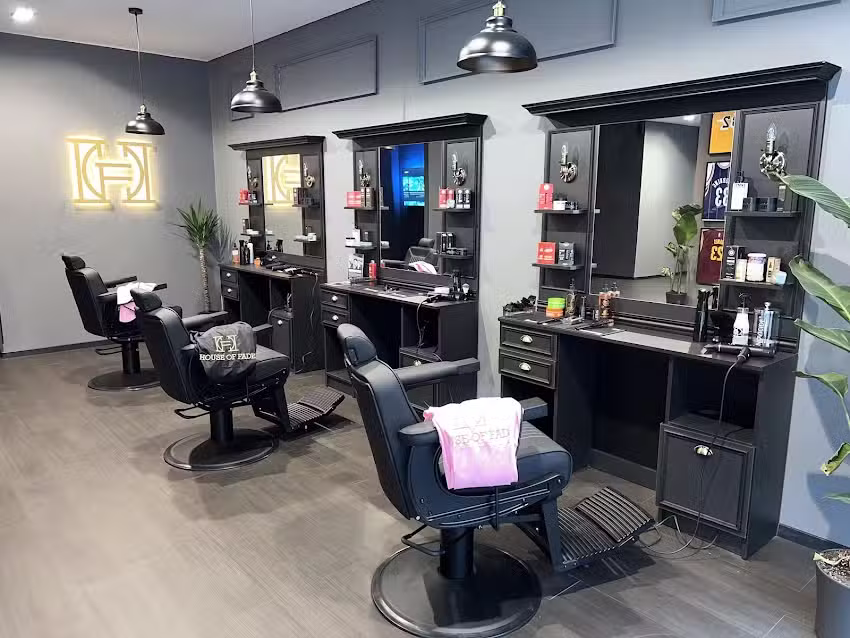 HOUSE OF FADE &bull; BARBIER &bull; HERRENFRISEUR&bull; Theresie