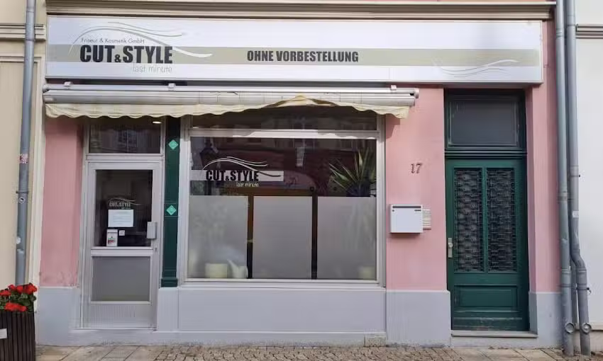 Ihre Friseur u. Kosmetik GmbH