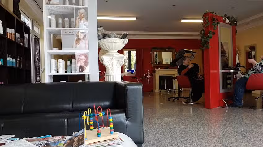 Ilyanas Hairstyle