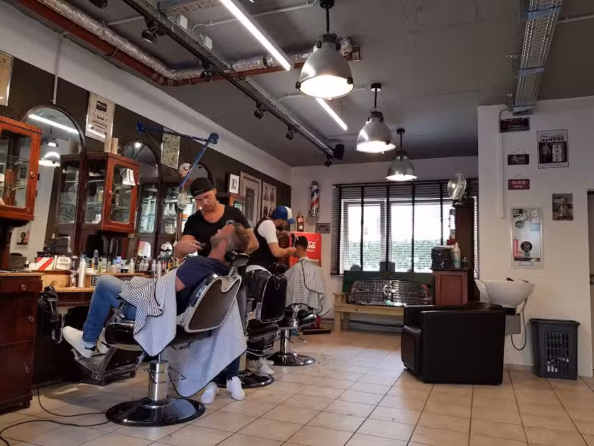 Inglorious Barbers