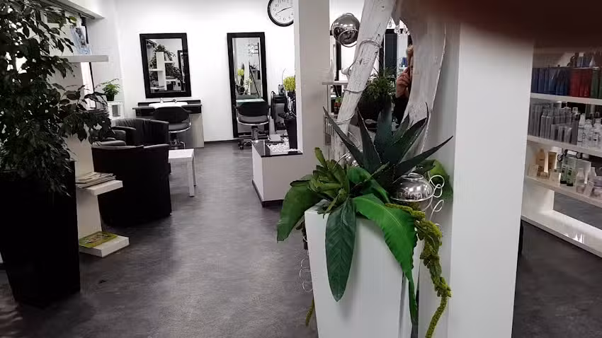 Ingo & Hair Team