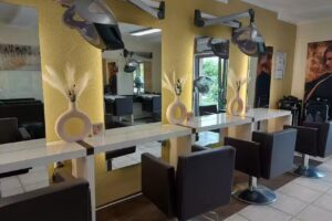 inhair Friseur-Kosmetik-Fußpflege