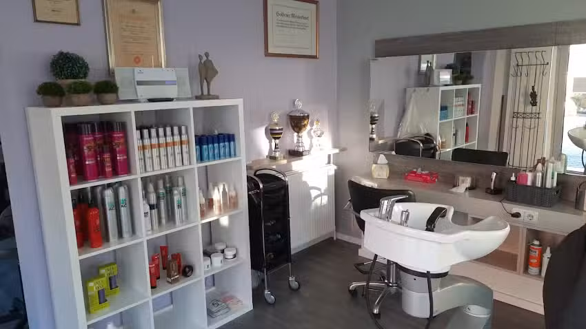 INstyle professional hairdressers &ndash; Simmet Friseure