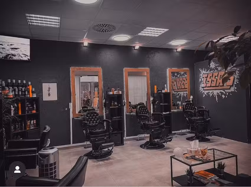 Issas Barber