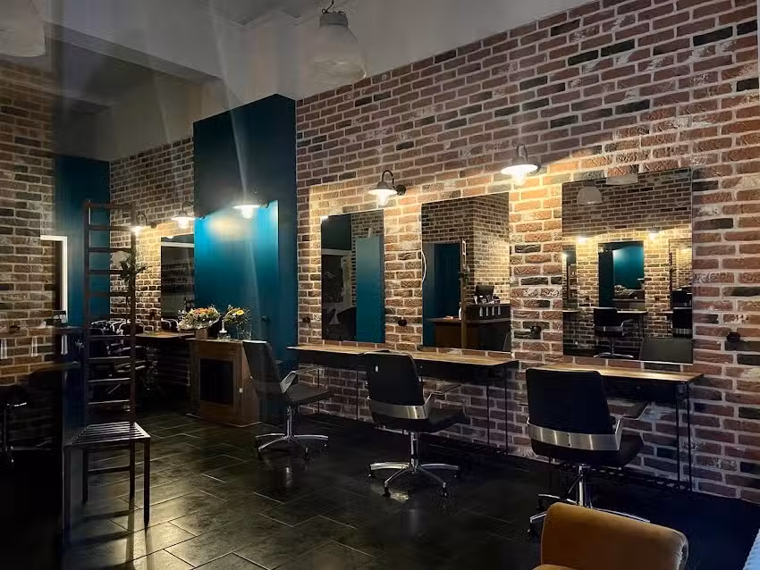 Jennifer Binder Friseure