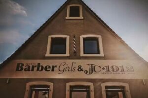 Jessy&rsquo;s Barber Girls / JC1912 Neuzeitkavalier