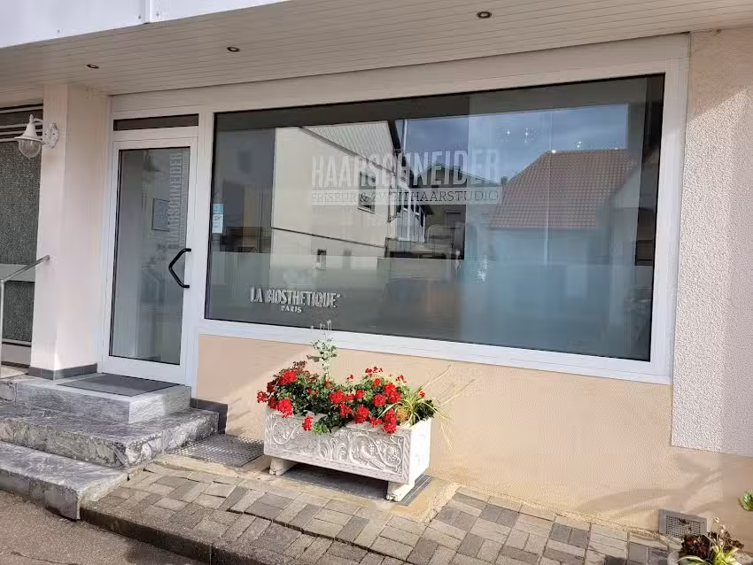 JF HAARATELIER by Jehona Ferati