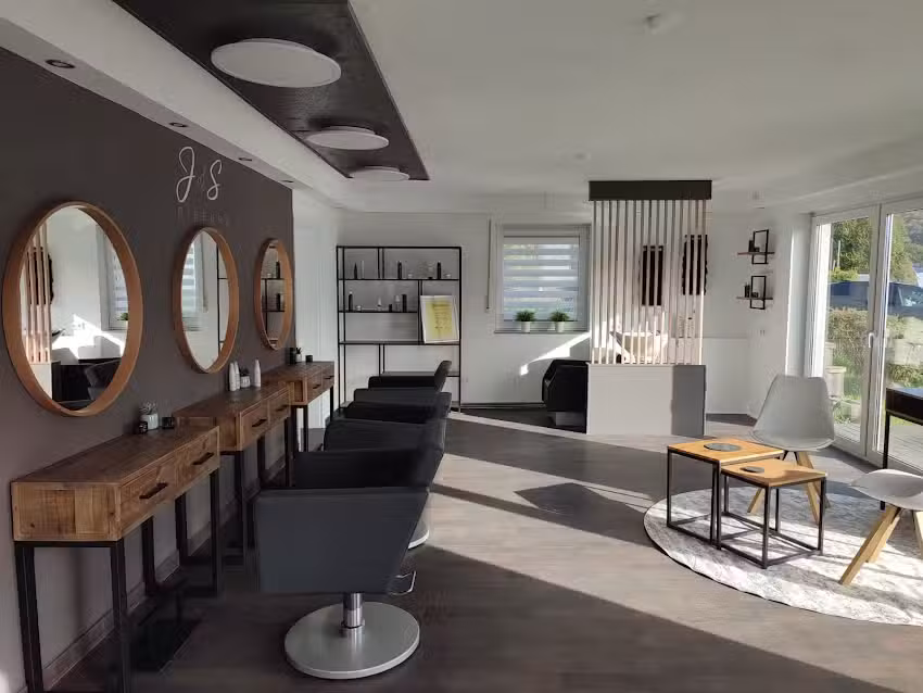 Julia Schmitt Friseure