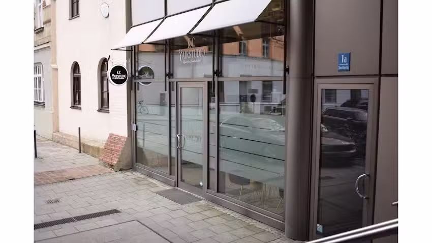 K.C. HairStudio