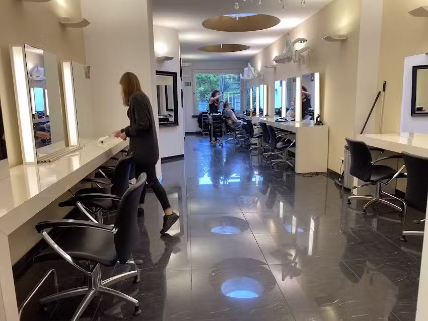 Karwan&acute;s Hair Tuning