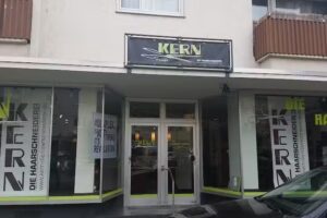 Kern &ndash; Die Haarschneiderei
