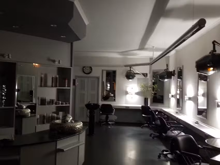 Kersten Salon