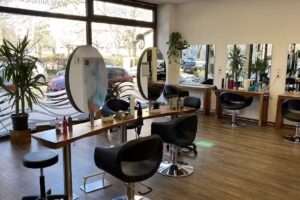 KIM&Auml;LEON Haare & Farbe