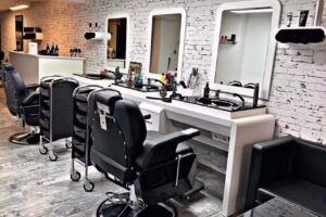 KIWI Hairstyling & Barbershop