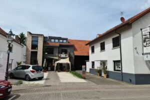 Klo&eacute; Matthias